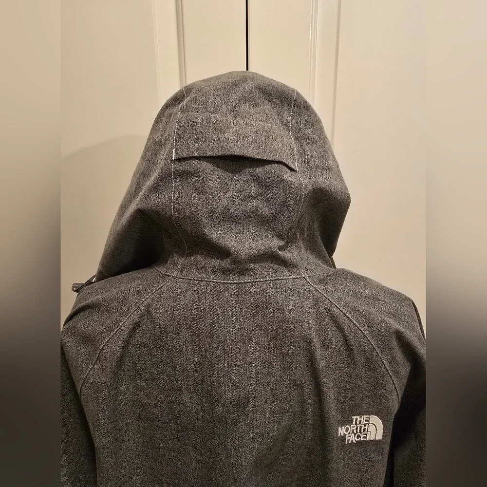 The North Face HyVent 2.5L Waterproof Gray Hooded Jacket XL - Picture 8 of 15